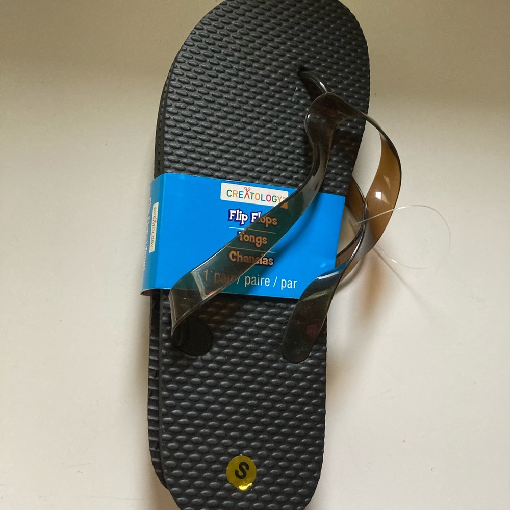 Creatology Black Flip Flop Size S